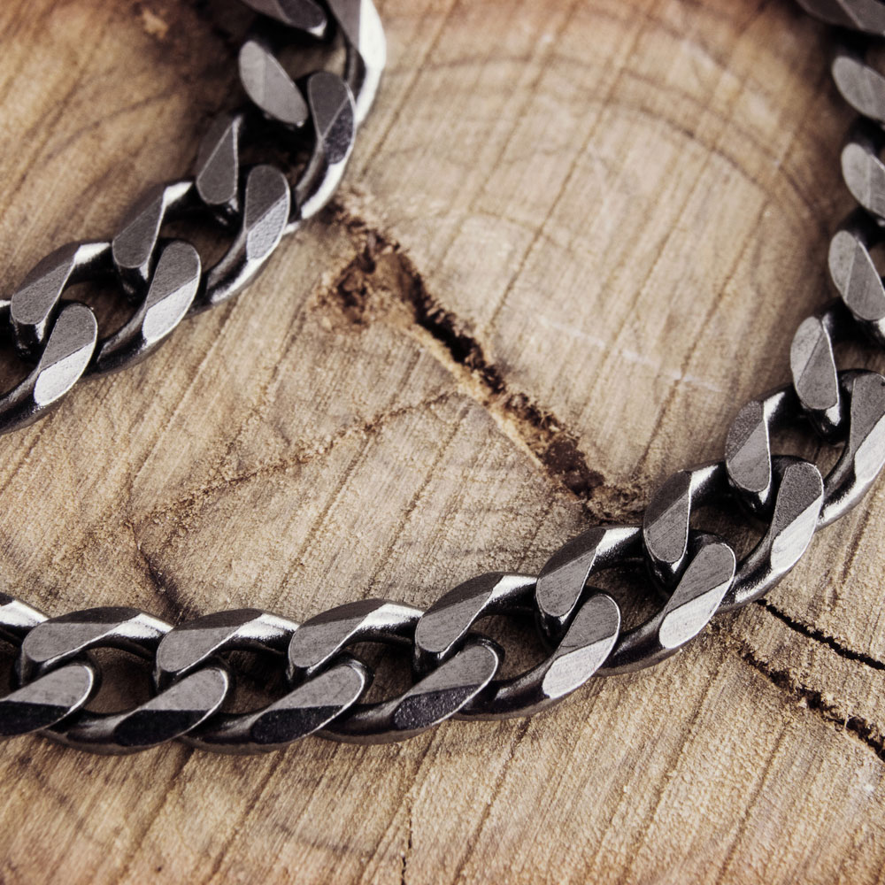 Oxidized Curb Chain Bracelet in Sterling Silver