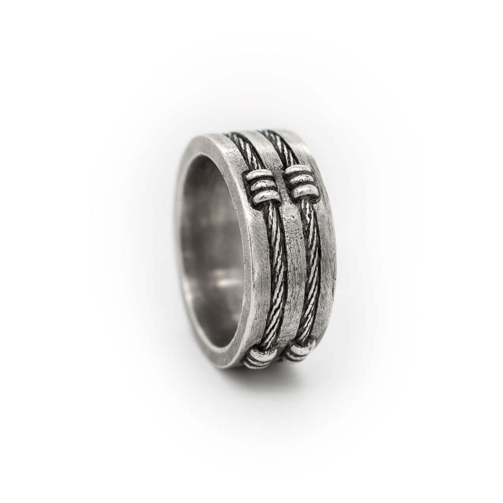 Thick Engraved Ring with Twisted Wires in Sterling Silver